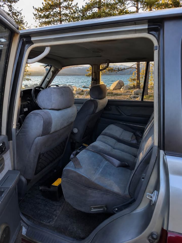 1990 Toyota Landcruiser · Heritage Edition Sport Utility 4D in San Francisco, CA (photo 8)