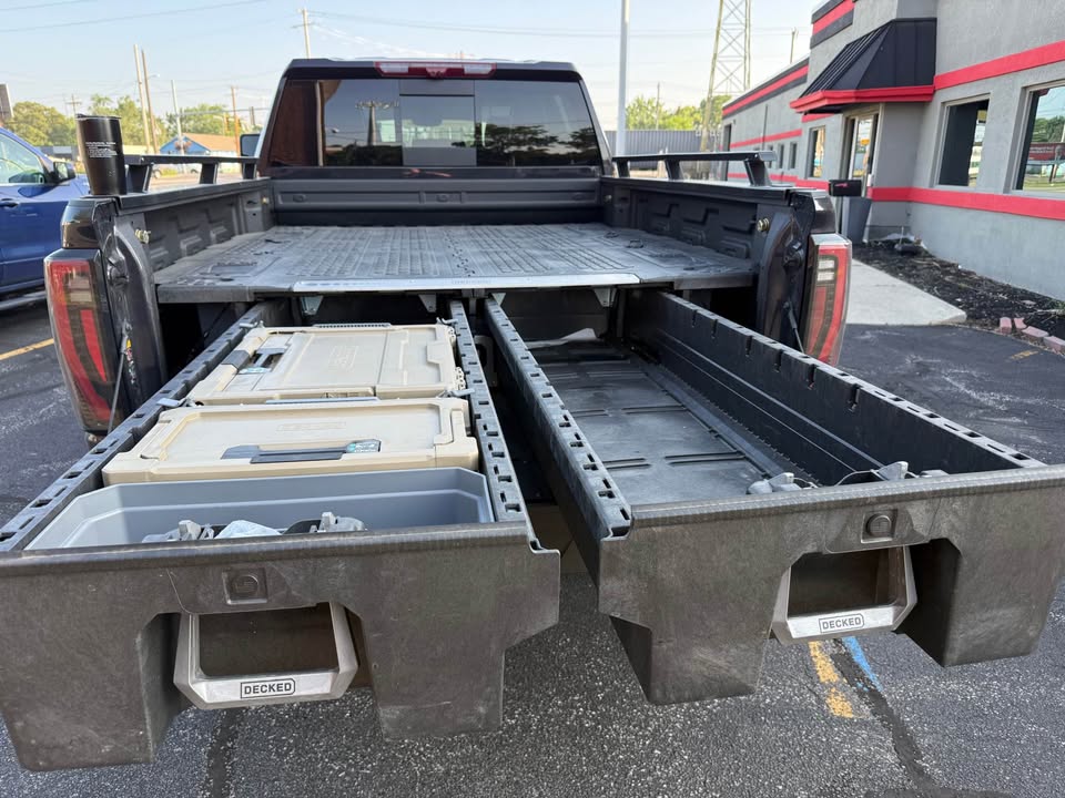 Decked drawer system GMC Chevy in Maumee, OH (photo 3) — photo 3