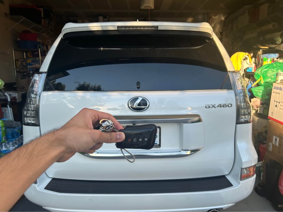 2021 Lexus GX — photo 3