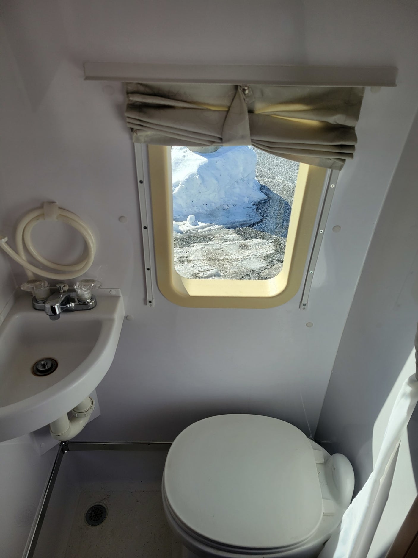 Dometic fridge