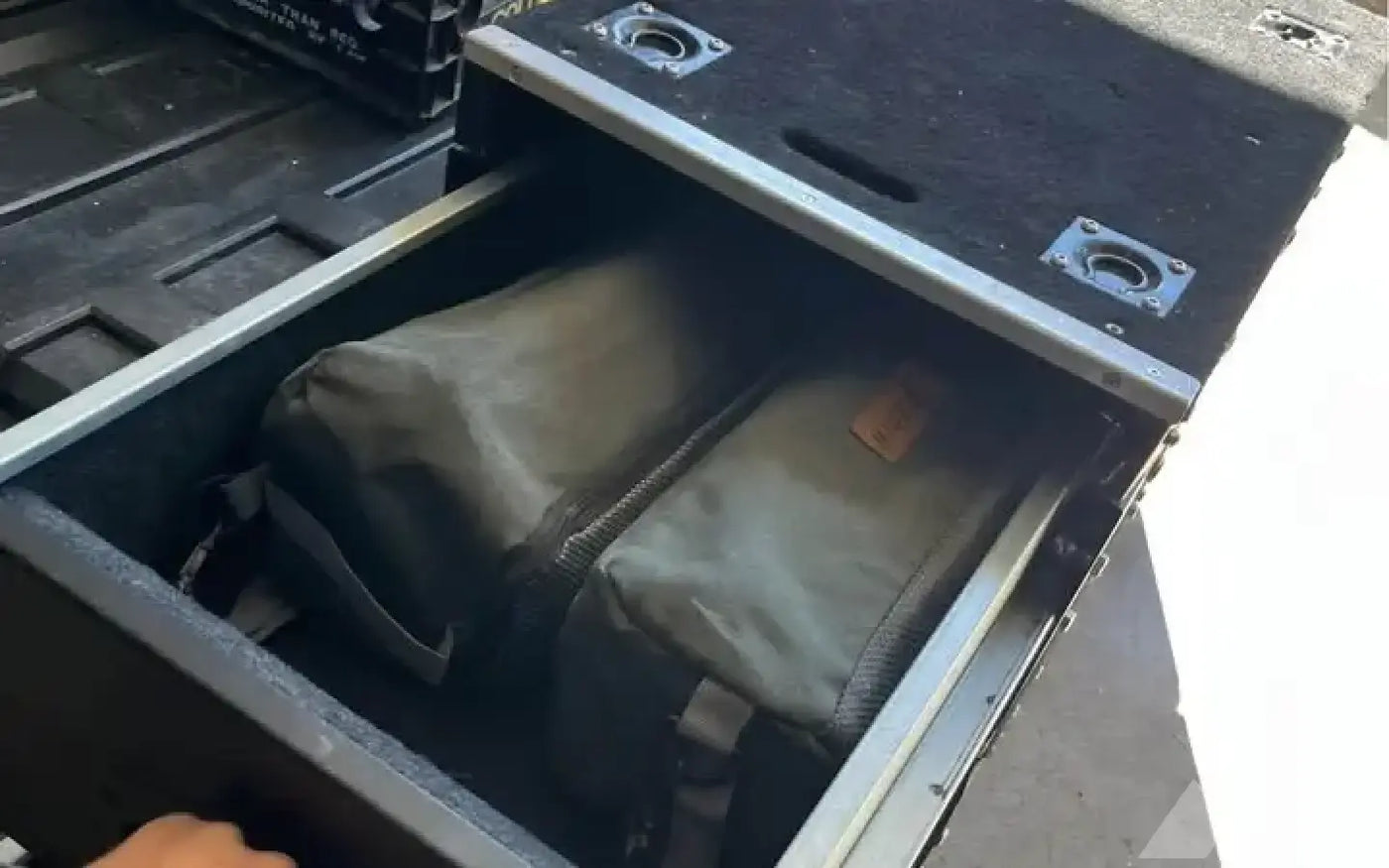 Overland drawers — used drawer systems for sale (photo 3) — photo 3