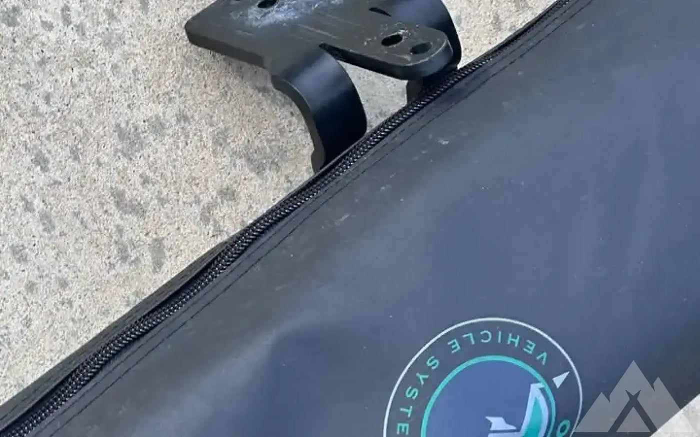 OVS Nomadic 270 LT awning with mounting brackets — used camp awnings for sale (photo 5) — photo 5