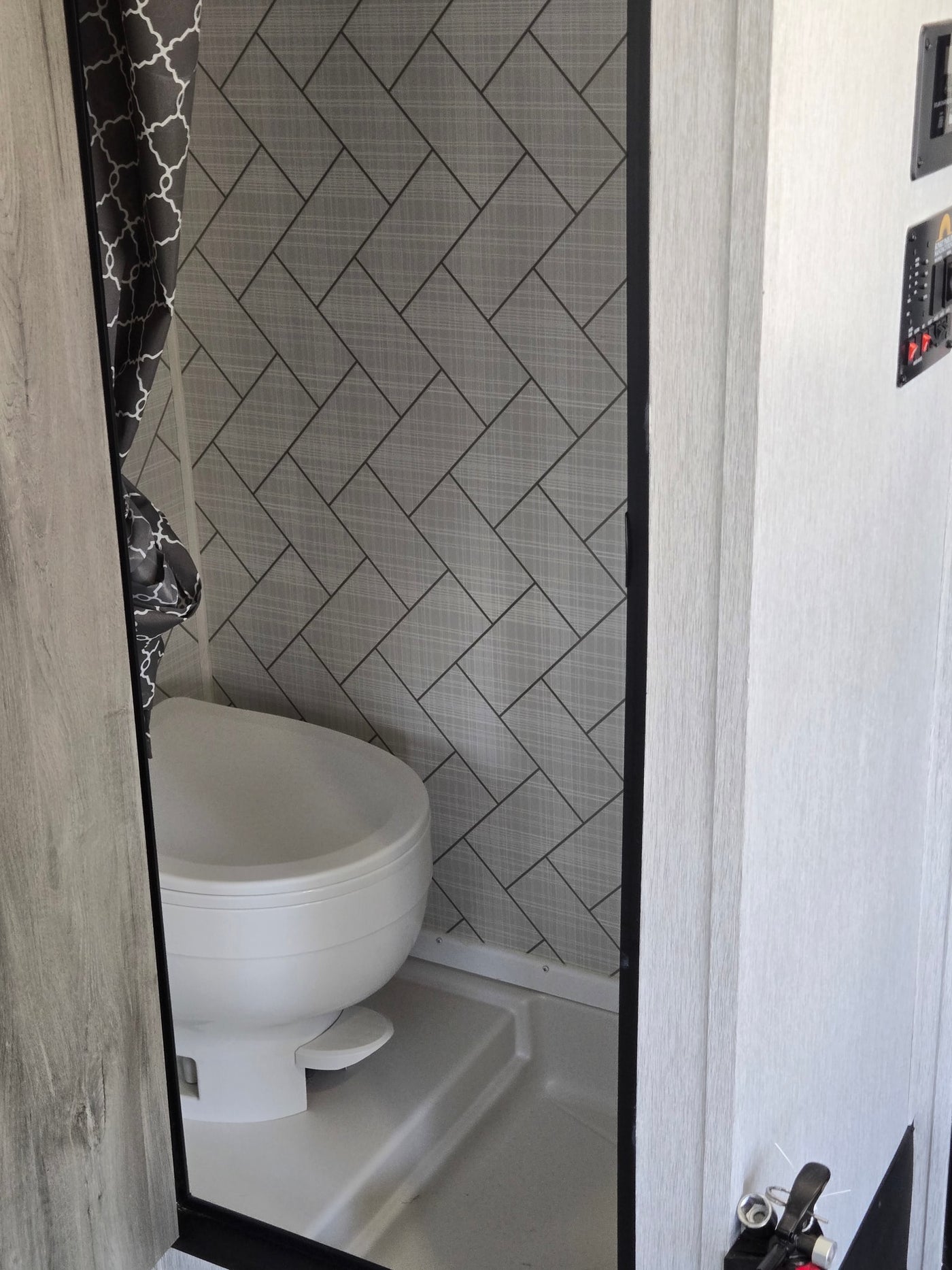 lake view — photo 11