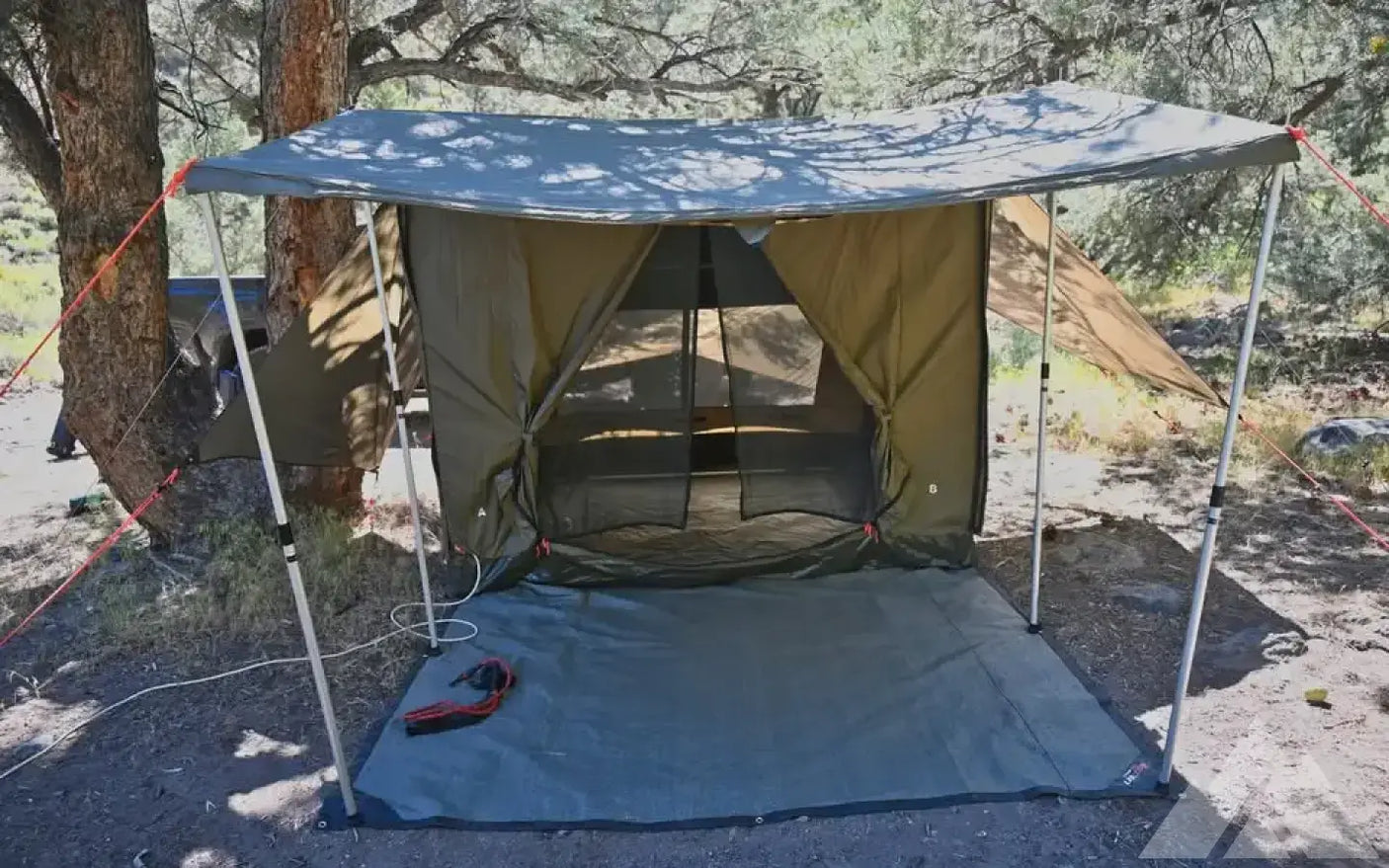 OZ TENT RV4 — used tents & canopies for sale (photo 4)