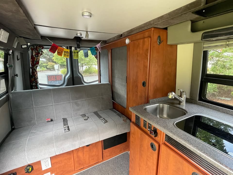 2011 Mercedes-Benz sprinter sportsmobile camper van in McMinnville, OR (photo 7) — photo 7