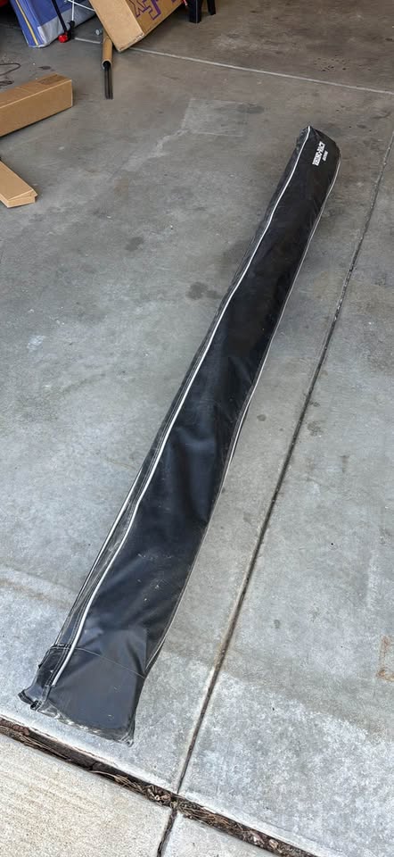 Rhino rack batwing 270 awning with brackets in Herriman, UT (photo 2) — photo 2