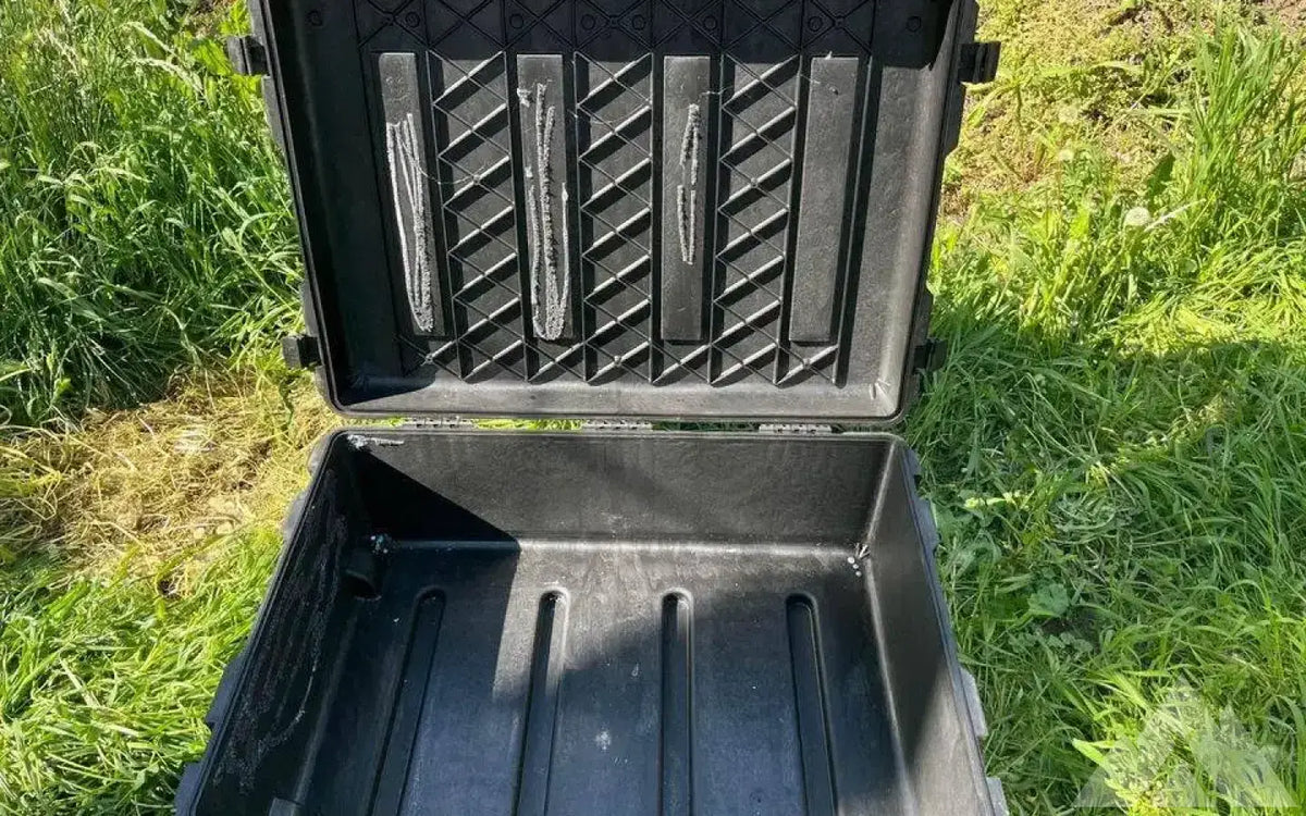 Pelican 1730 watertight travel case — used cases & cargo boxes for sale (photo 5) — photo 5