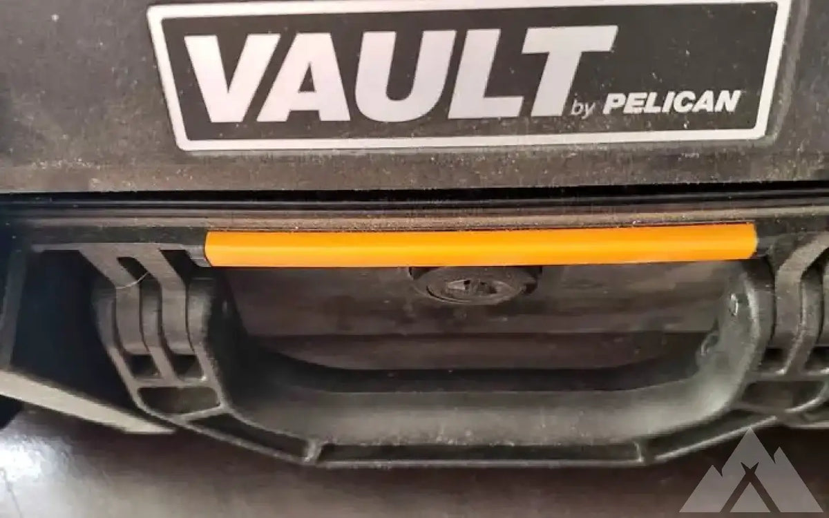 Pelican case — used cases & cargo boxes for sale — photo 1