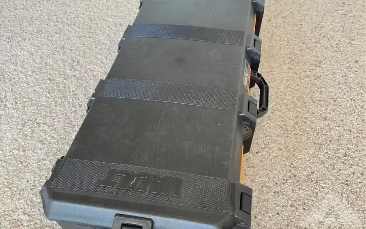 Pelican V700 — used water & fuel storage for sale (photo 2) — photo 2