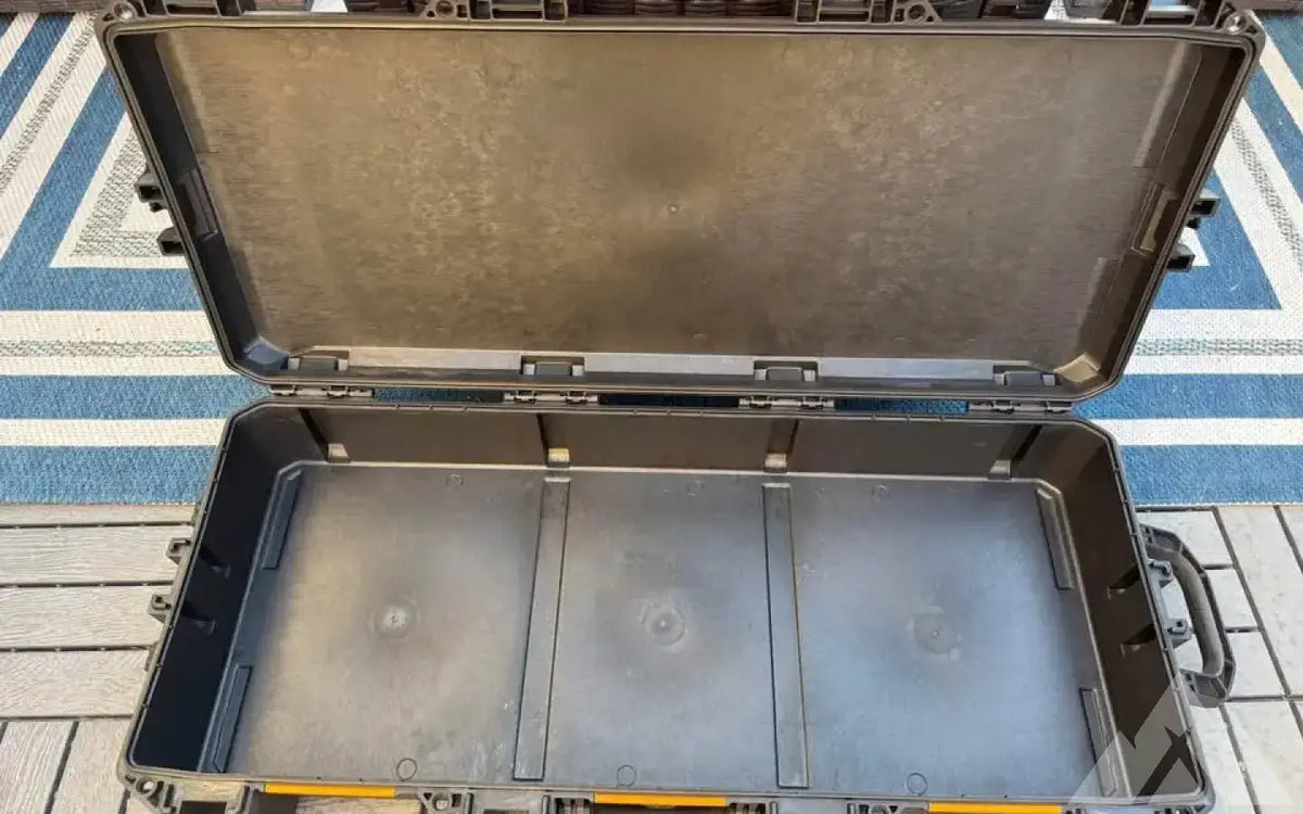 Pelican Vault V700 Takedown Case — used cases & cargo boxes for sale (photo 3) — photo 3