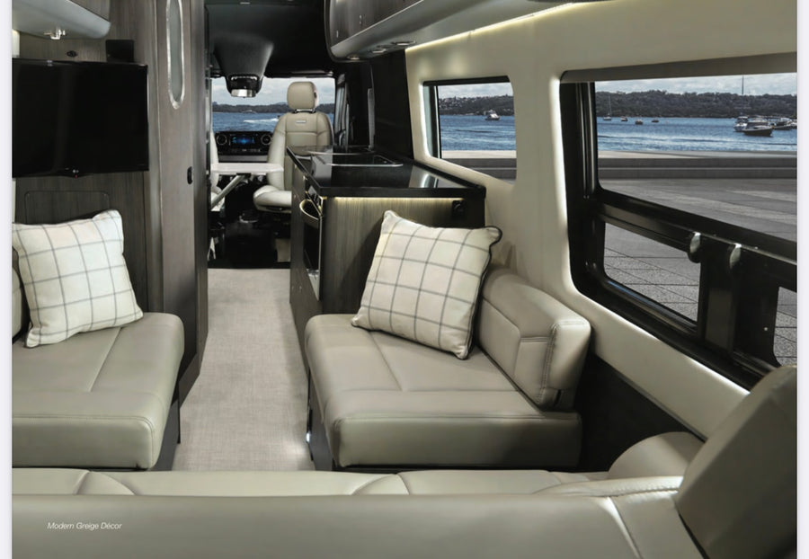detailing day/night layouts: seats 7