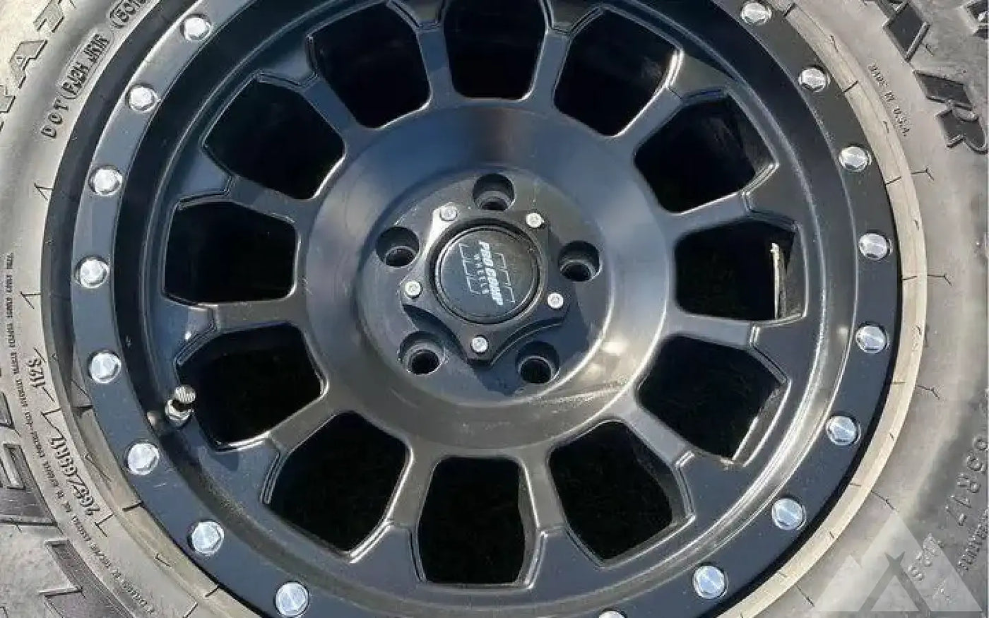Pro Comp Wheels 17 inches Goodyear R17 — used set of wheels tires for sale (photo 4) — photo 4