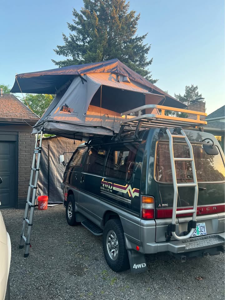 Tepui Kukenam 3 - Ruggedized Rooftop Tent with Annex in Portland, OR (photo 4) — photo 4