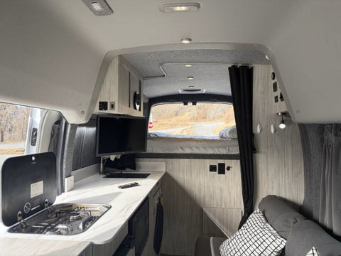 Narwhal - 2022 Ford Transit overland rental
