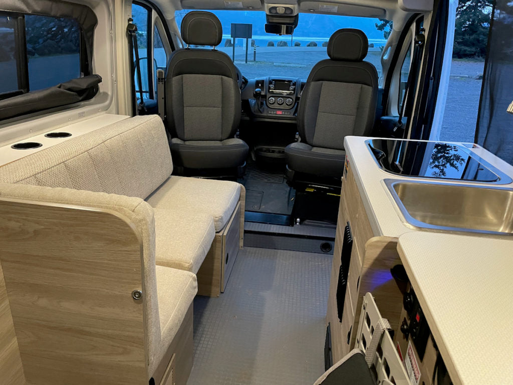 2023 Winnebago pocket Solis