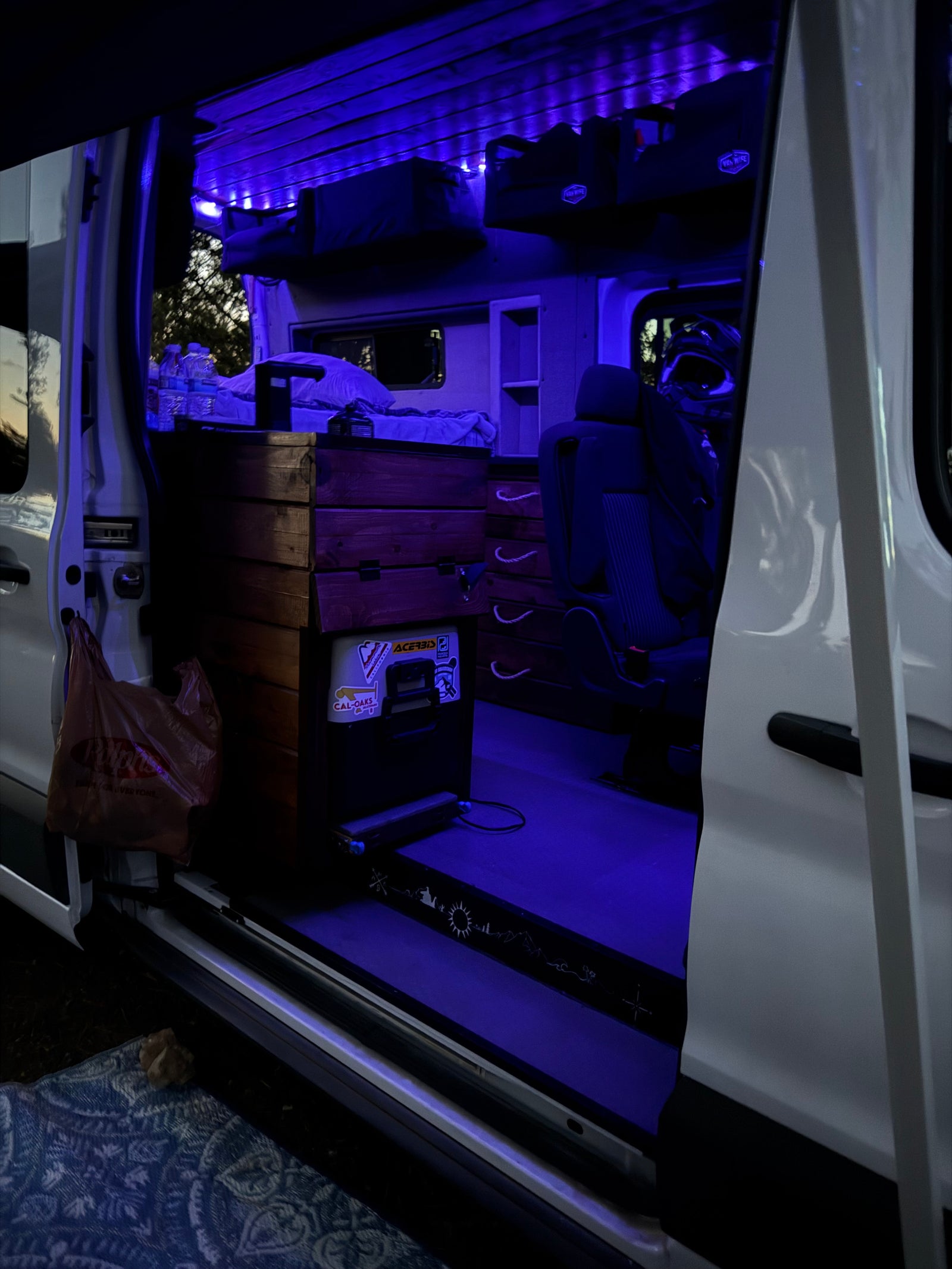 2022 Ford T-250 AWD