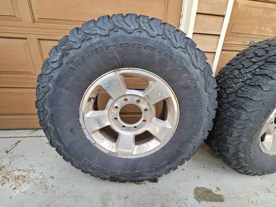 BFG KO2 285/75/17 Tires in Kingston, WA (photo 2) — photo 2