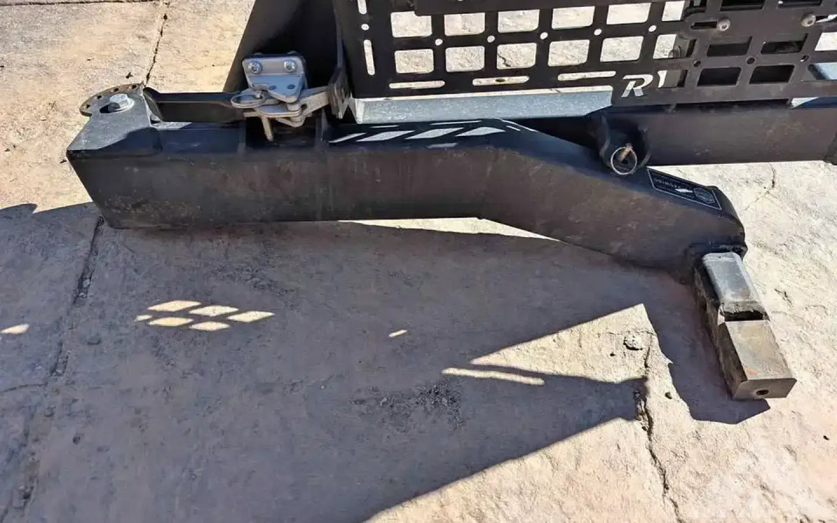 Rig'd swing out tire mount Toyota — used tire carriers & swing outs for sale — photo 1