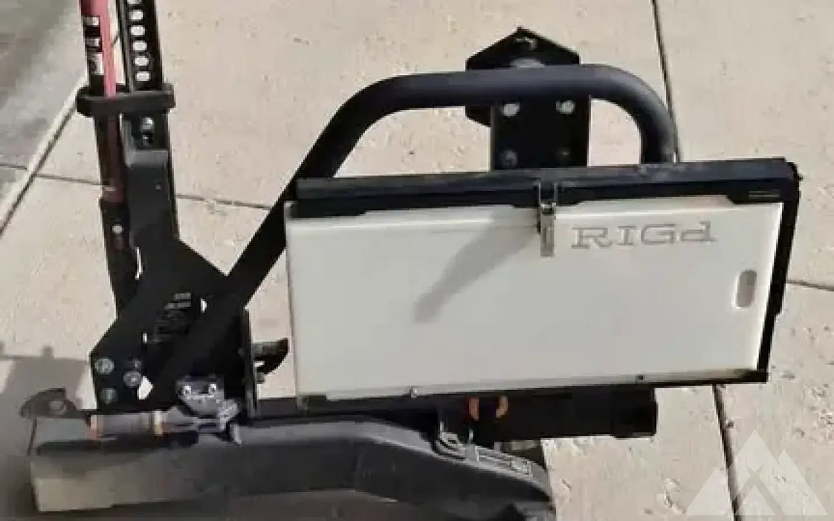 Rig'D Ultraswing Hitch Carrier — used tire carriers & swing outs for sale (photo 4) — photo 4