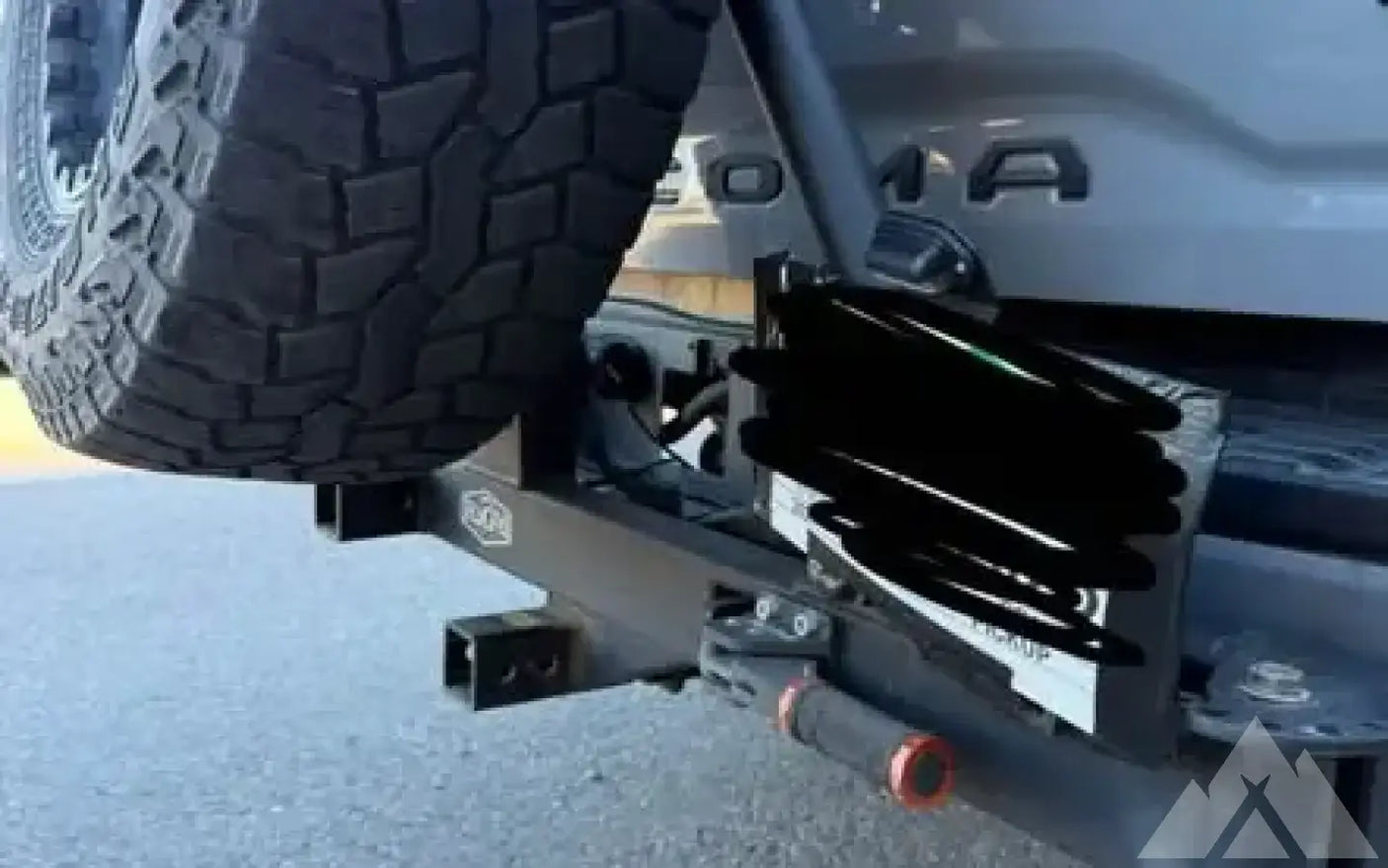 RIGd Ultra Swing — used tire carriers & swing outs for sale (photo 2)