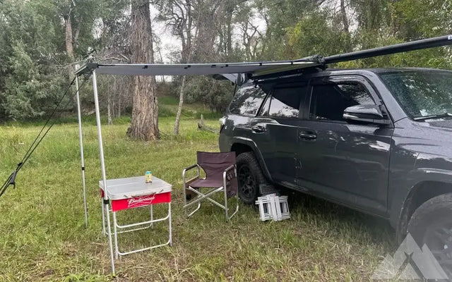 ROAM Adventure 5' Rooftop Awning — photo 3