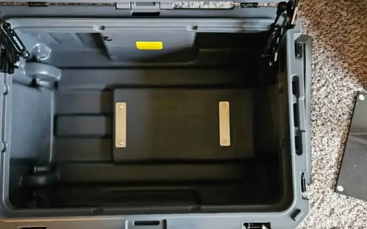 Roam Adventure 80L rolling hard case — used cases & cargo boxes for sale (photo 4) — photo 4