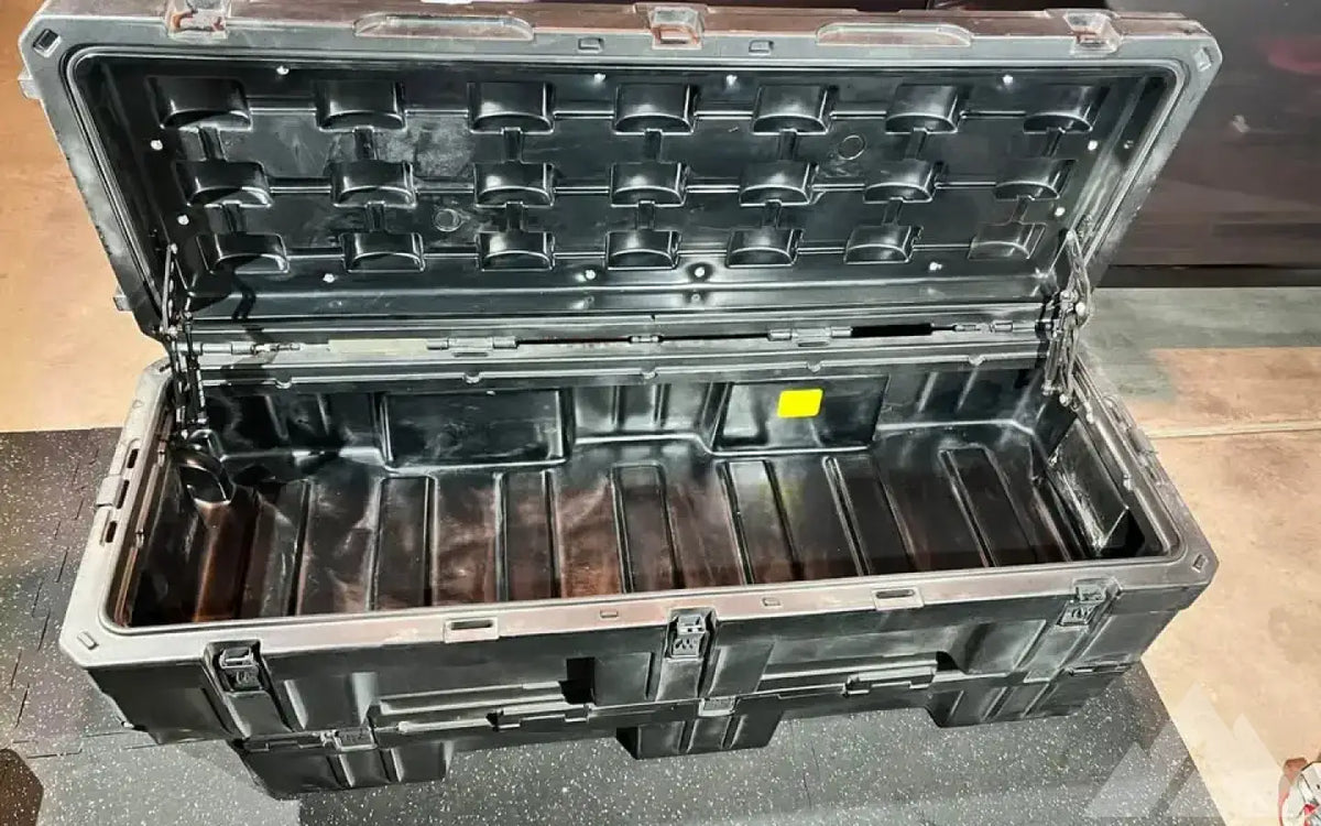 Roam Adventure Cases 128L — used cases & cargo boxes for sale (photo 2) — photo 2