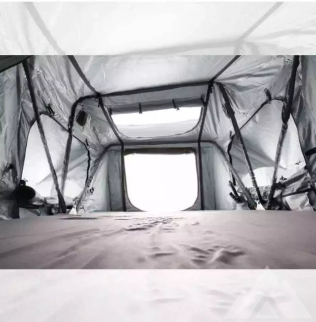 Roof Top Tent — photo 3