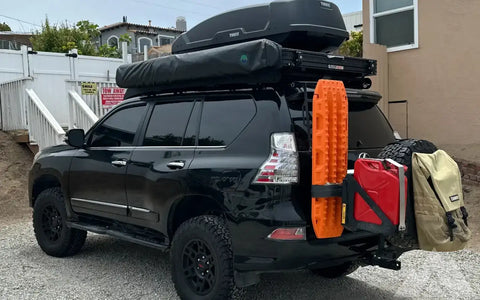 Roofnest Falcon 2 and OVS 270 Awning