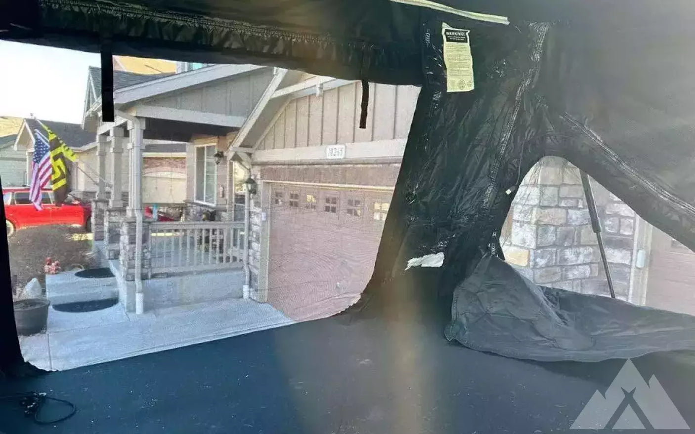 Rooftop Tent Setup — used rooftop tents for sale (photo 4)