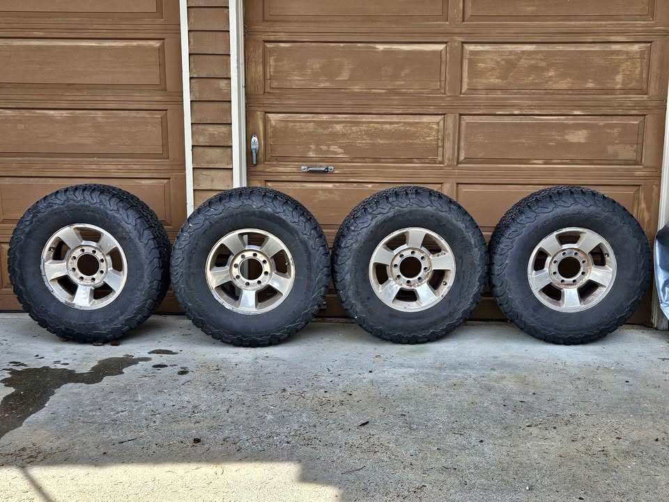 BFG KO2 285/75/17 Tires in Kingston, WA (photo 1) — photo 1