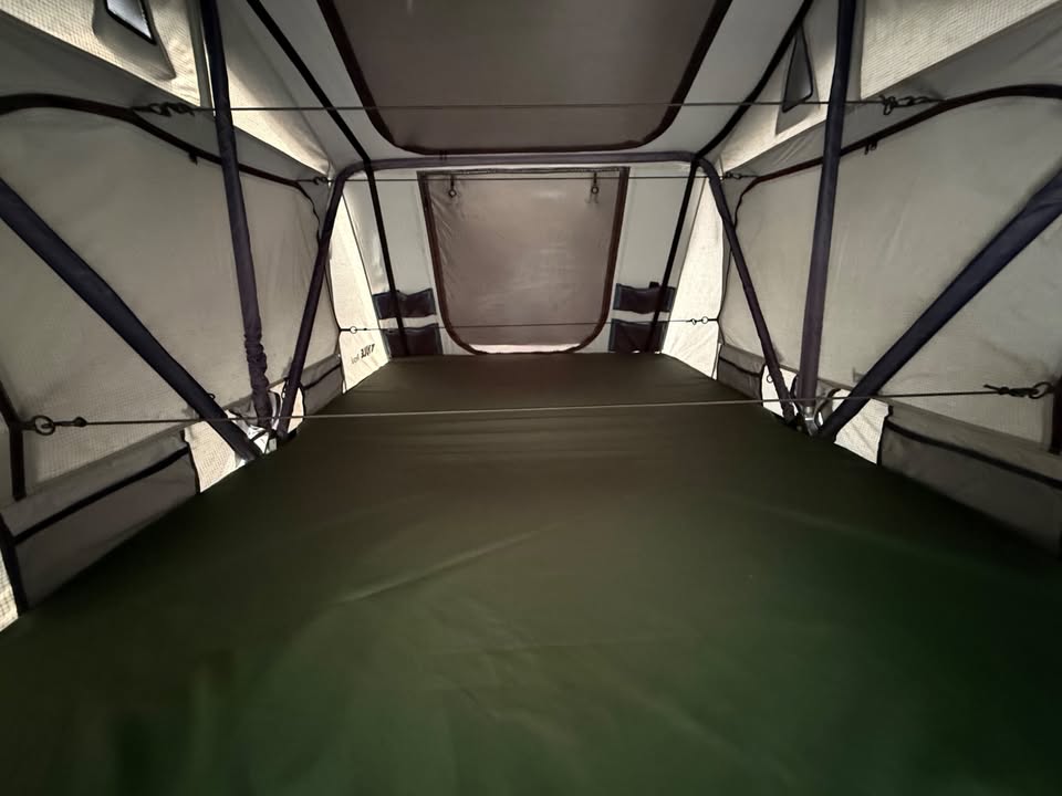 Thule Tepui Autana 3 Rooftop Tent w/ Annex + Sheets – Excellent Condition in Oceanside, CA (photo 4) — photo 4