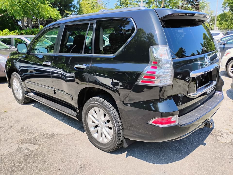 2014 Lexus GX in Toronto, ON (photo 8)