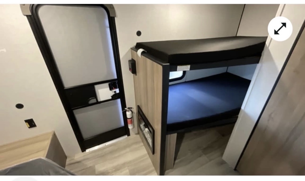 Great Little Camper — photo 8