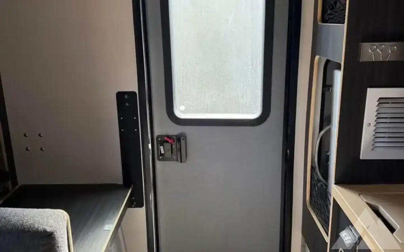 Scout Kenai Camper — used for sale in Phoenix, AZ (photo 5) — photo 5