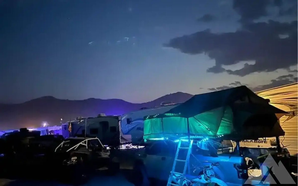Smitty built xl rooftop tent — used rooftop tents for sale (photo 2) — photo 2