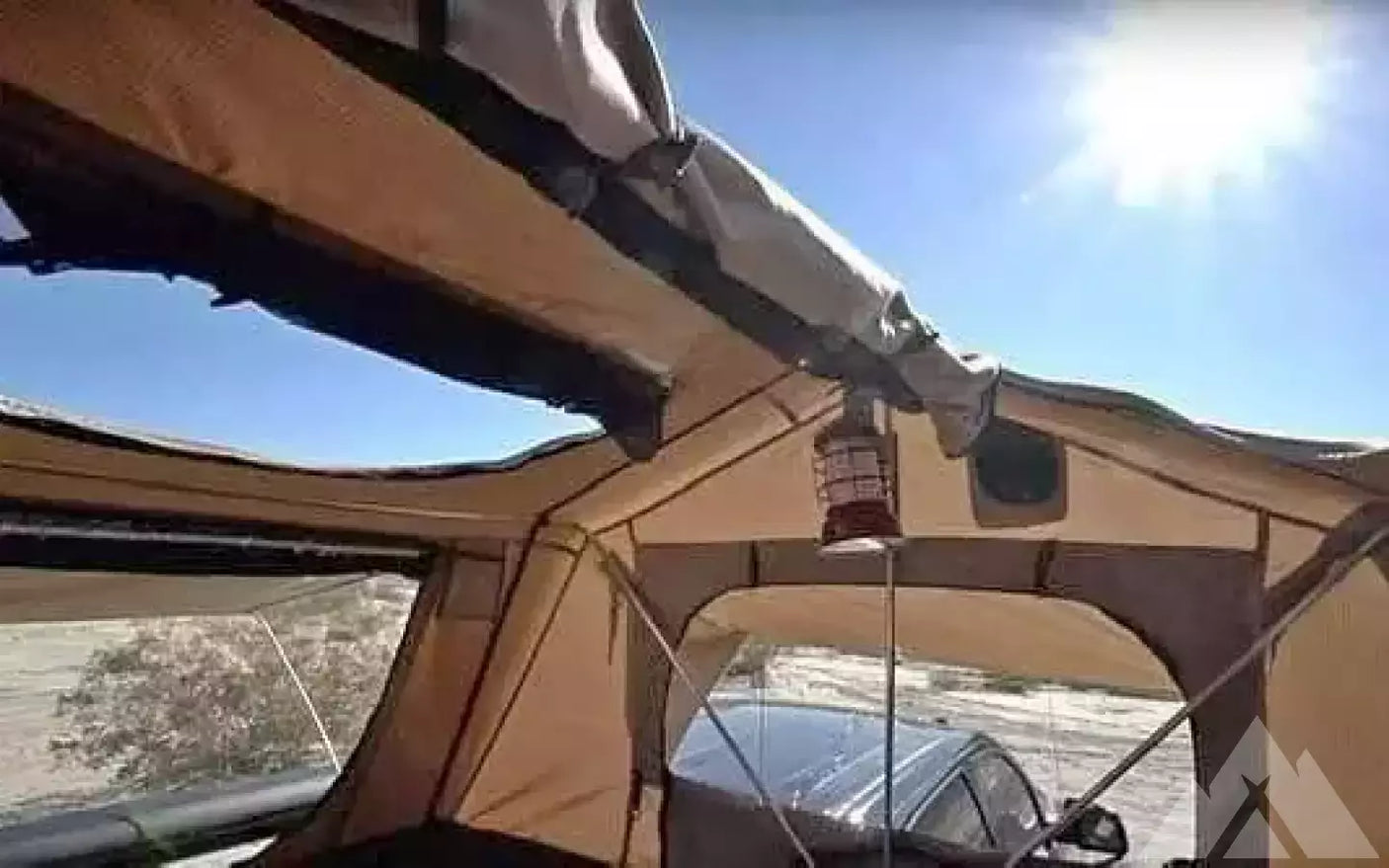 SMITTYBILT 2883 OVERLANDER XL 4 PERSON ROOF TOP TE — used rooftop tents for sale (photo 5)