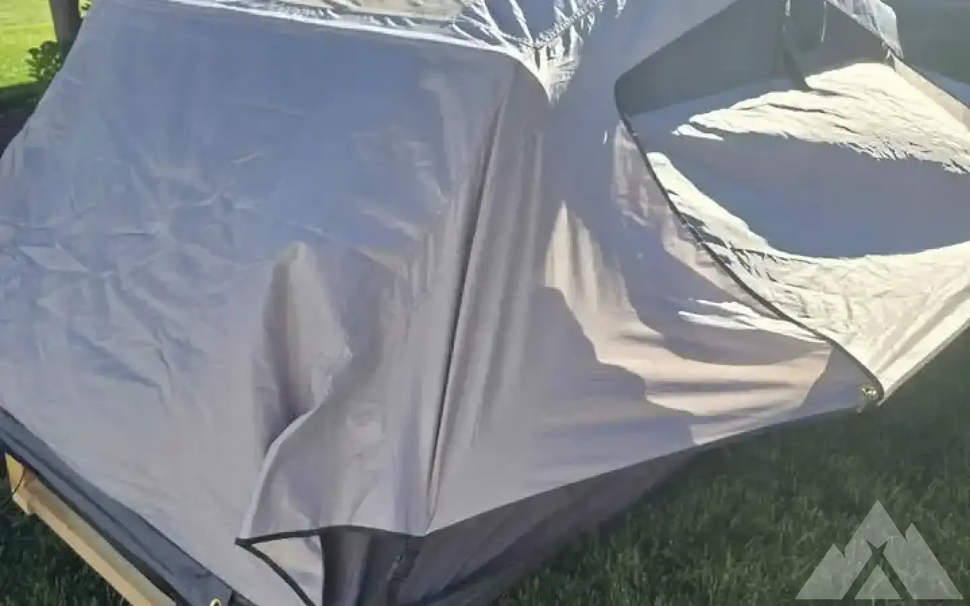SmittyBilt Overland GEN2 Tent STD - SB2583 — used rooftop tents for sale (photo 6)