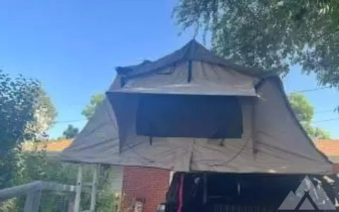 Smittybilt Overland Rooftop Tent