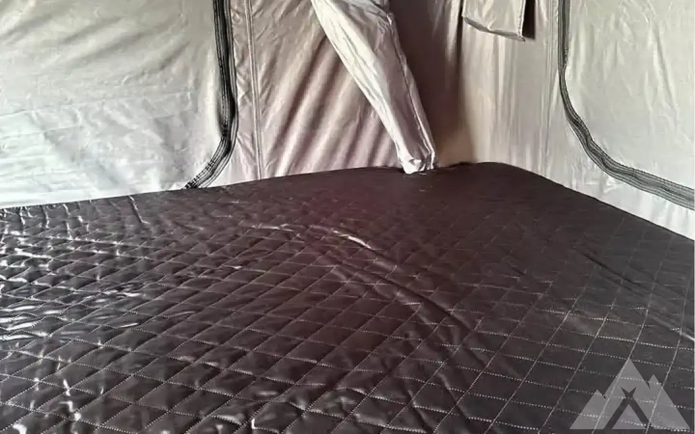 Smittybilt Rooftop Tent — used rooftop tents for sale (photo 7) — photo 7