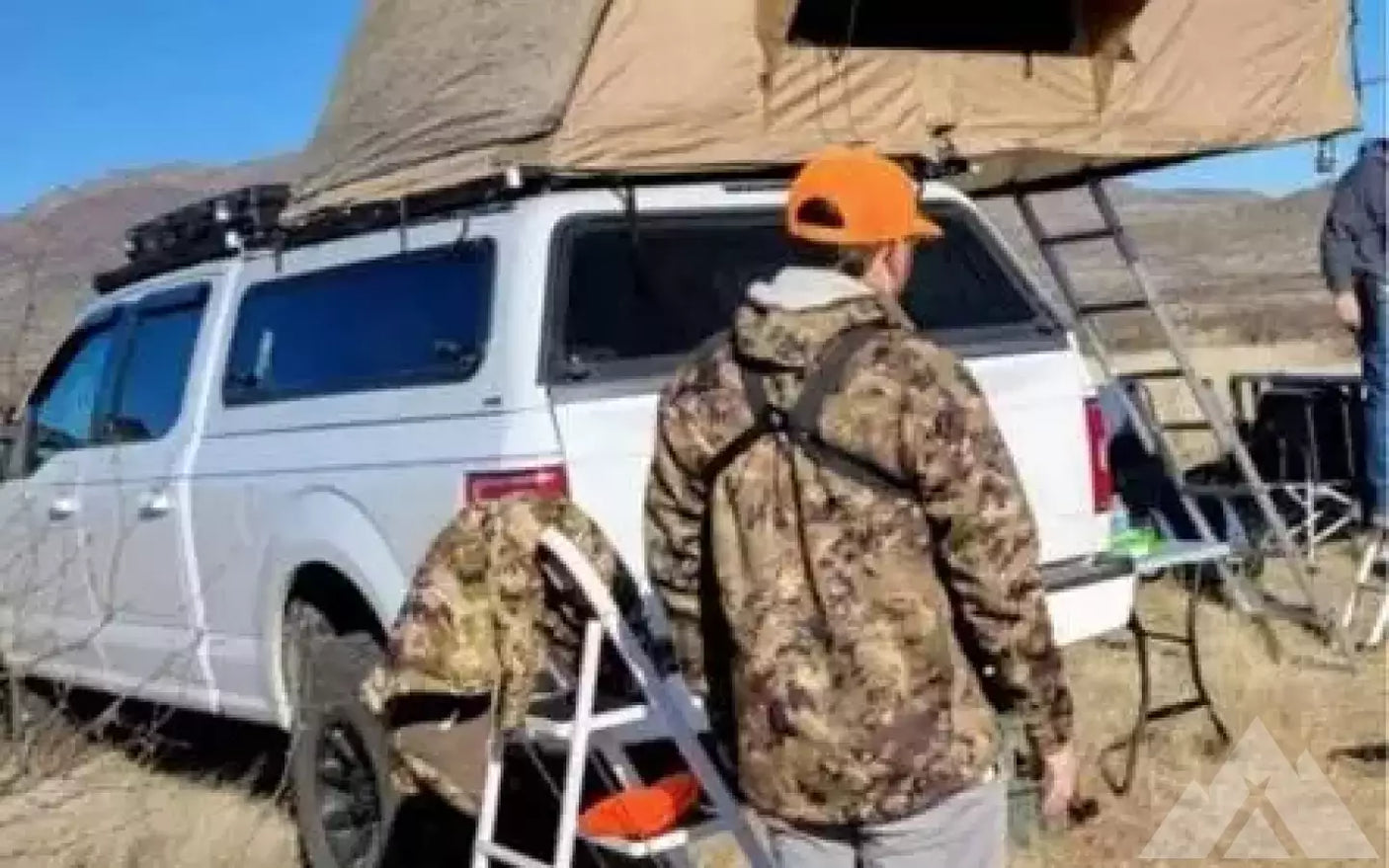 Smittybilt Rooftop Tent XL — used rooftop tents for sale (photo 2)