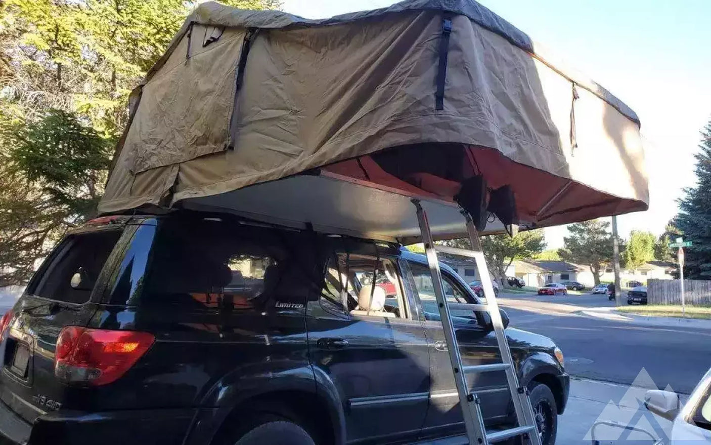 Smittybilt XL roof top tent — used rooftop tents for sale (photo 2)