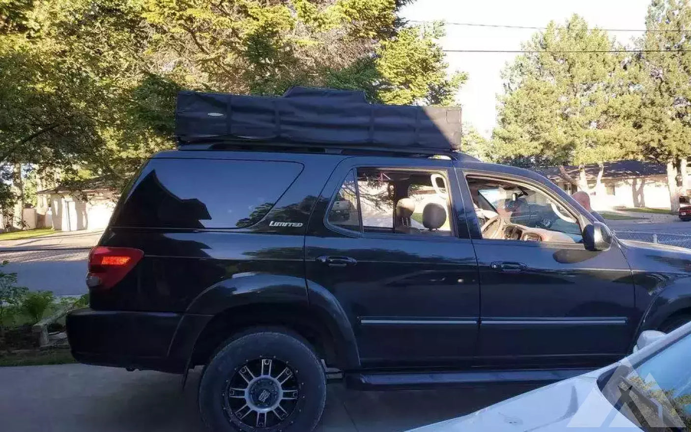 Smittybilt XL roof top tent — used rooftop tents for sale (photo 3)