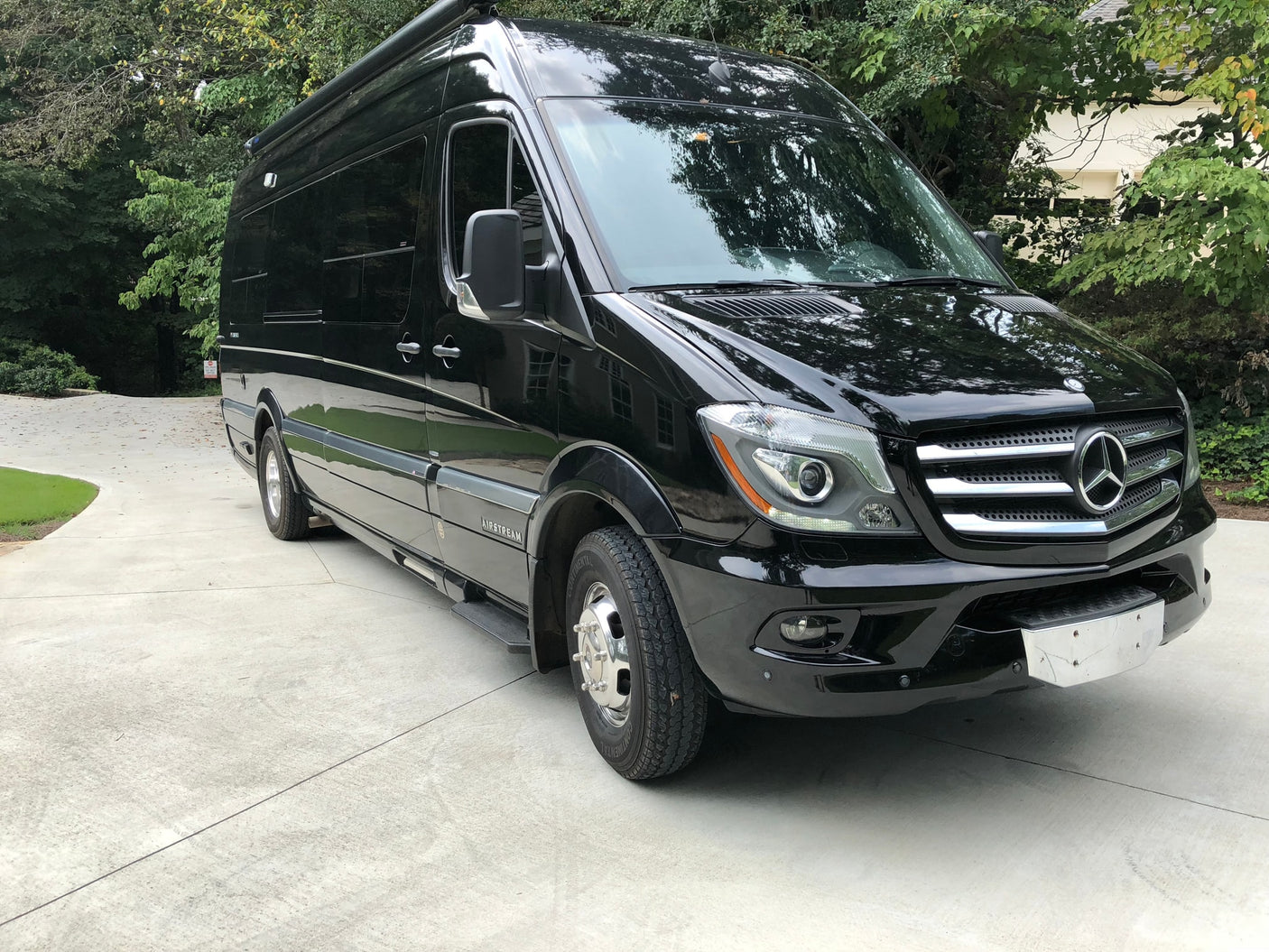Black Airstream Mercedes-Benz Sprinter RV rental