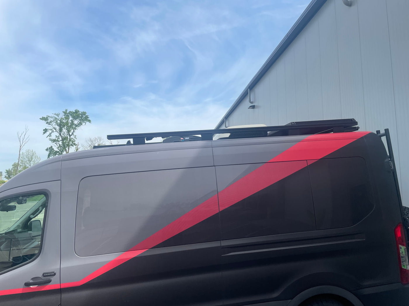 ideal for rv rental. Features a spare tire — photo 6