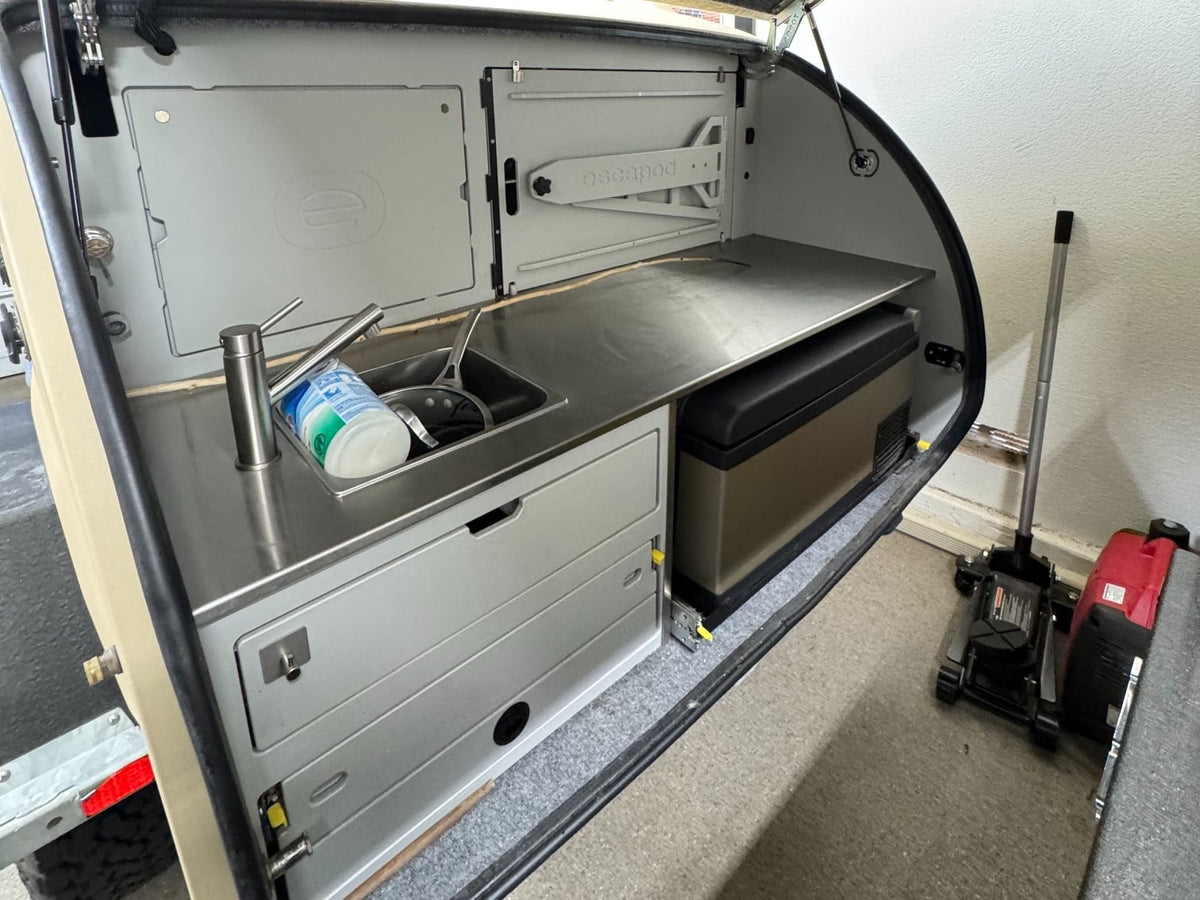 and control panel with "INV — photo 5