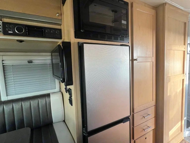 spacious front cabin with a Ford dashboard