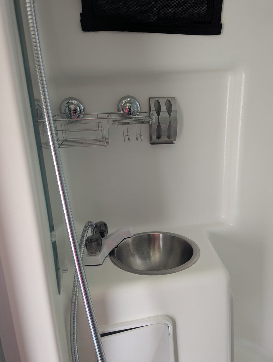 Winter prices! Winnebago Travado 59G