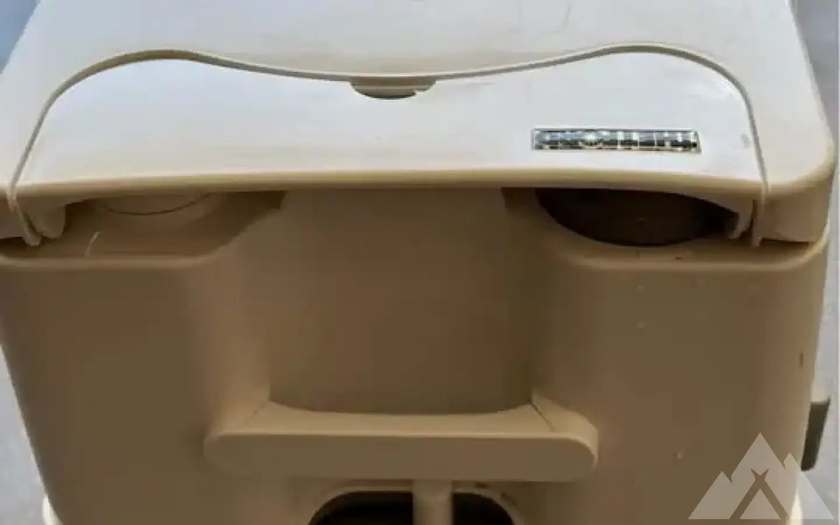 Thetford Porta potti 565 E — new showers & toilets for sale (photo 2) — photo 2