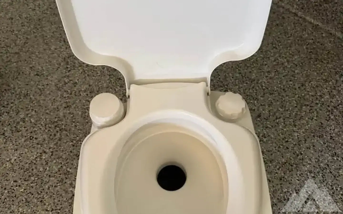 Thetford Porta Potti 365 — used showers & toilets for sale (photo 3) — photo 3